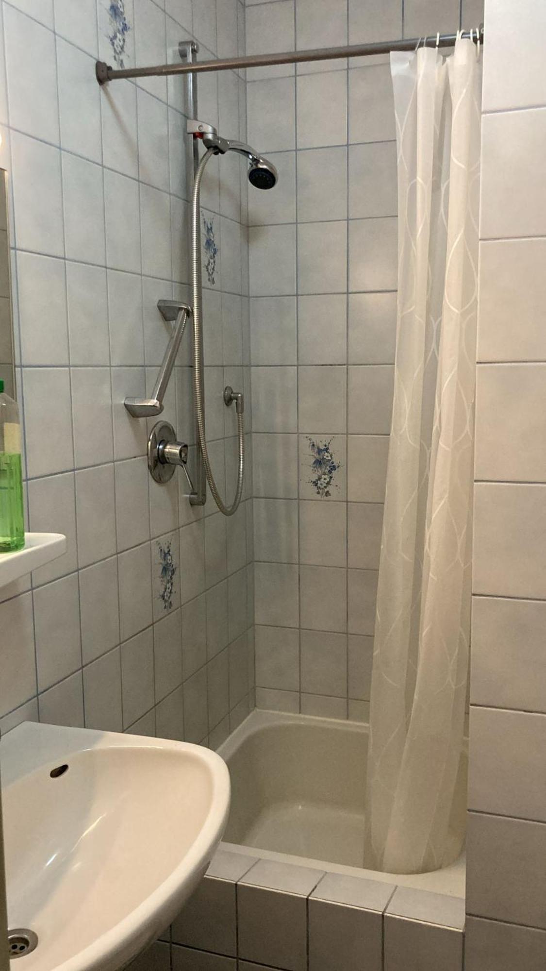 Pension Highway 3 Bielefeld Bagian luar foto