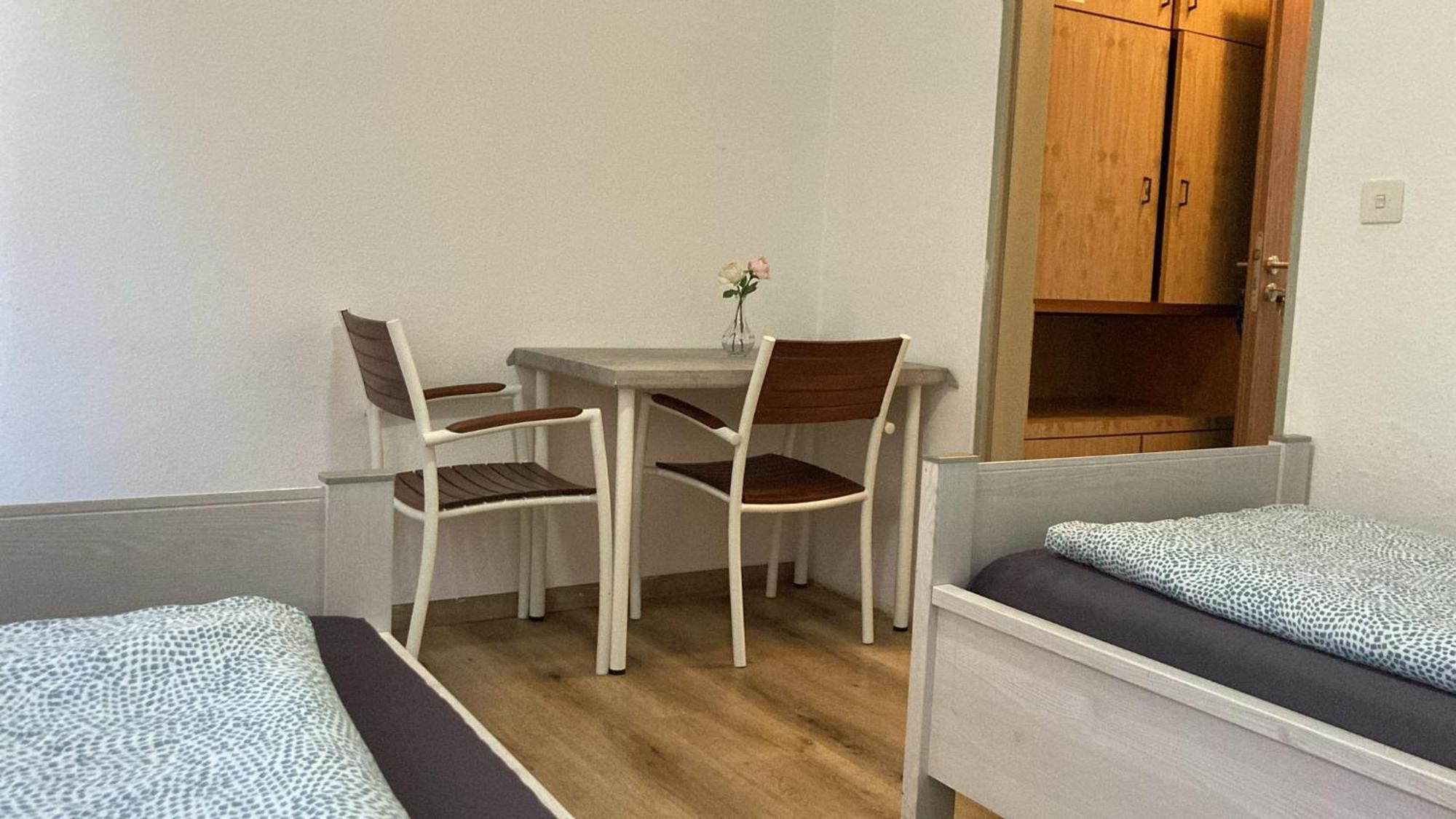 Pension Highway 3 Bielefeld Bagian luar foto